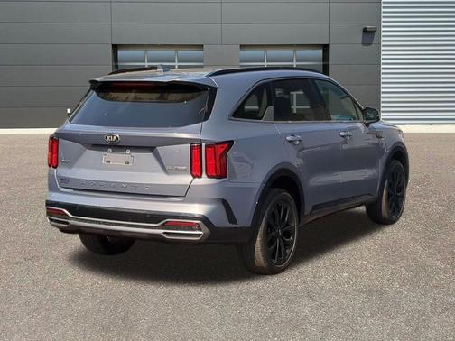 Everlasting Silver 2021 Kia Sorento SX