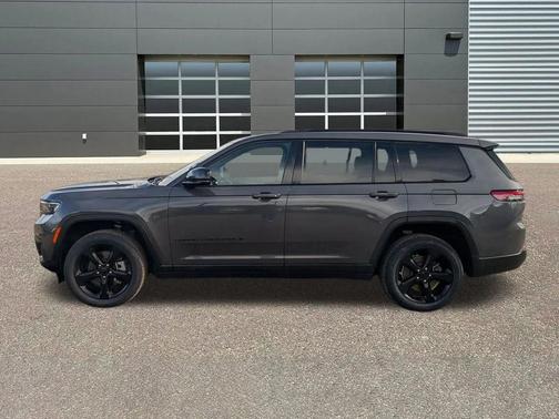 2022 Jeep Grand Cherokee L Altitude