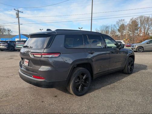 2022 Jeep Grand Cherokee L Altitude