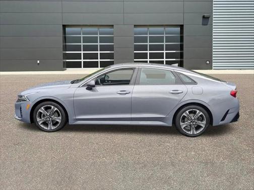 2022 Kia K5 LXS