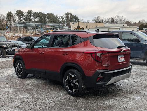 2025 Kia Seltos S