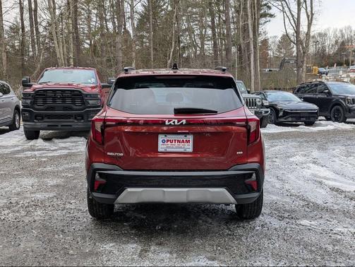 2025 Kia Seltos S