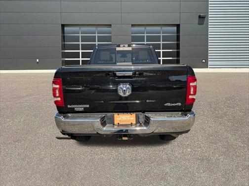 2022 RAM 2500 Laramie Crew Cab 4x4 6'4' Box