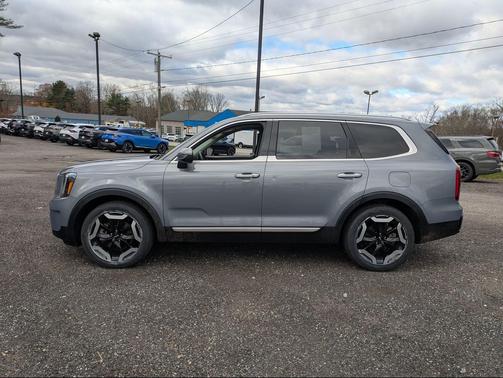 2023 Kia Telluride S