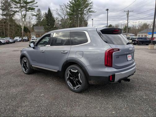 2023 Kia Telluride S