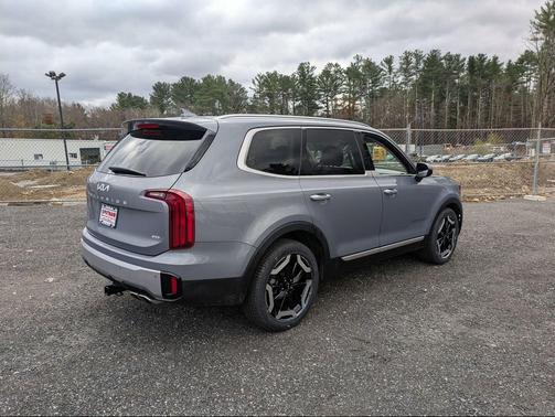 2023 Kia Telluride S