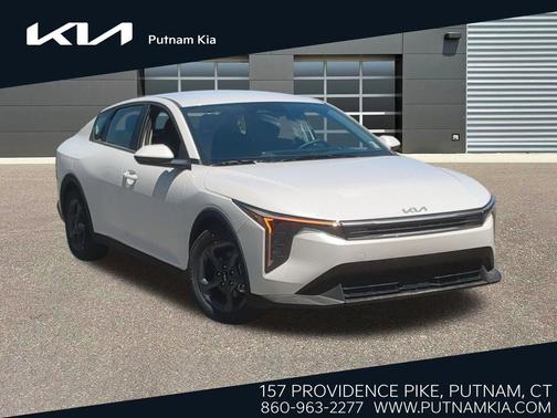 Snow White Pearl 2026 Kia K4 LXS