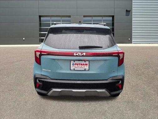 2025 Kia Seltos EX