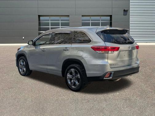 2019 Toyota Highlander Limited Platinum