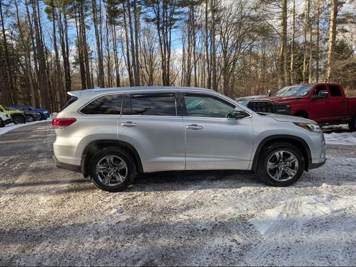 2019 Toyota Highlander Limited Platinum