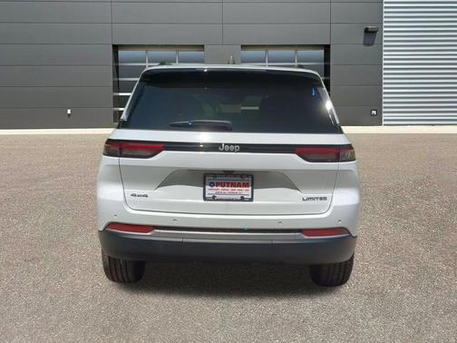 Bright White Clearcoat 2026 Jeep Grand Cherokee Limited