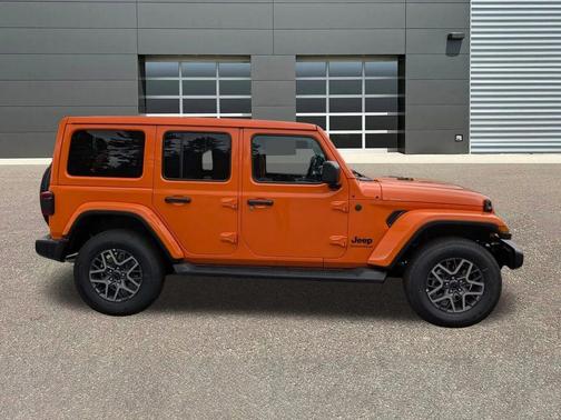 2025 Jeep Wrangler 4-Door Sahara 4x4