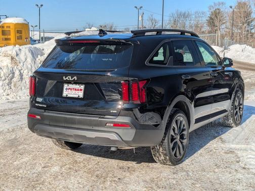 2023 Kia Sorento EX
