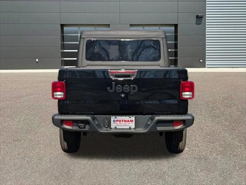 2025 Jeep Gladiator Sport S