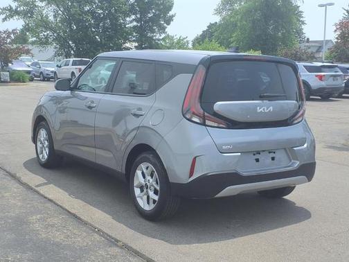 2024 Kia Soul LX