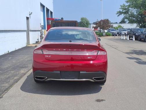 2020 Lincoln MKZ Standard