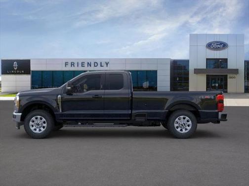 2025 Ford F-250 XLT
