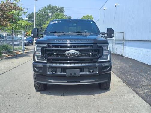 2022 Ford F-250 LARIAT