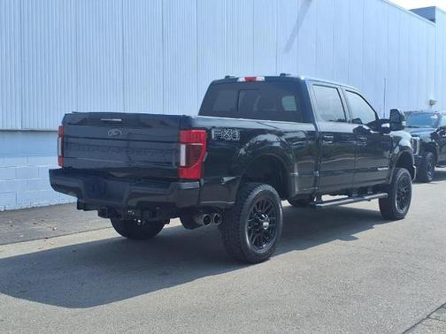 2022 Ford F-250 LARIAT