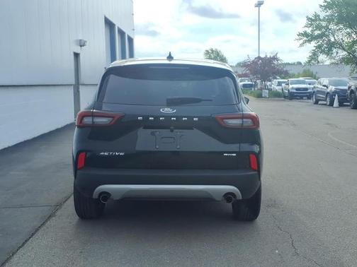 AGATE BLACK METALLIC 2023 Ford Escape ACTIVE