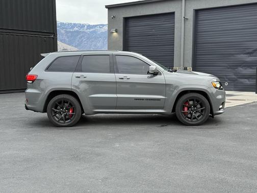2019 Jeep Grand Cherokee SRT