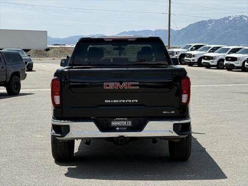 2022 GMC Sierra 1500 SLE