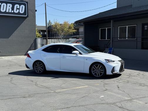 2017 Lexus IS 300 Base