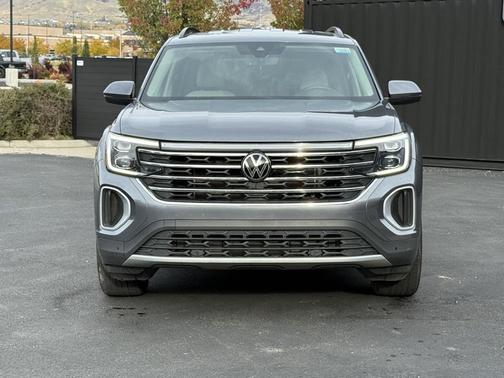 2024 Volkswagen Atlas 2.0T SE w/Technology 4MOTION