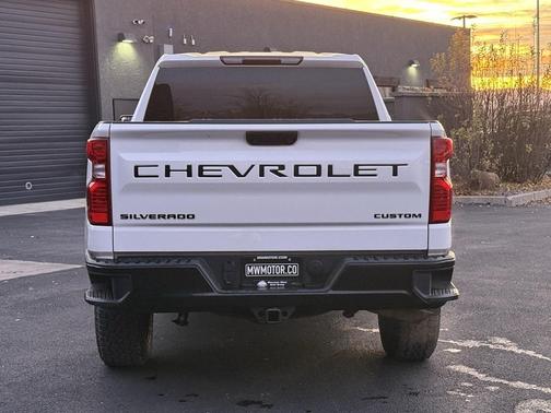 2023 Chevrolet Silverado 1500 Custom Trail Boss