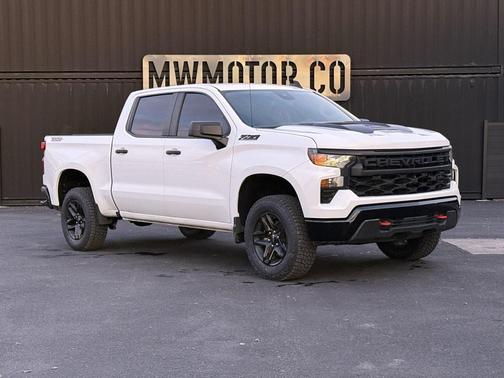 2023 Chevrolet Silverado 1500 Custom Trail Boss