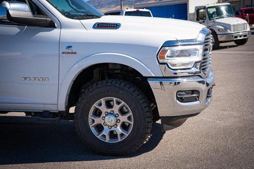 2022 RAM 2500 Laramie Crew Cab 4x4 6'4' Box