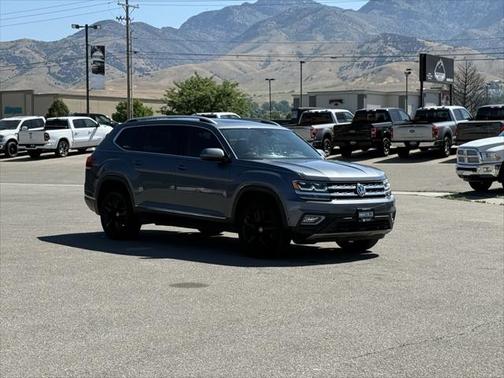 2018 Volkswagen Atlas 3.6L SEL Premium