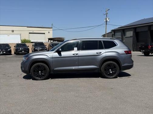 2018 Volkswagen Atlas 3.6L SEL Premium