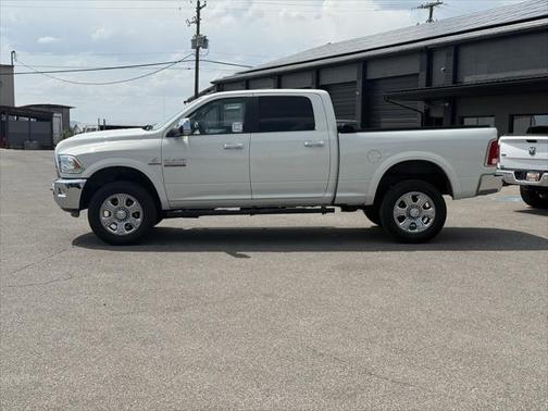 2018 RAM 2500 Laramie Crew Cab 4x4 6'4' Box