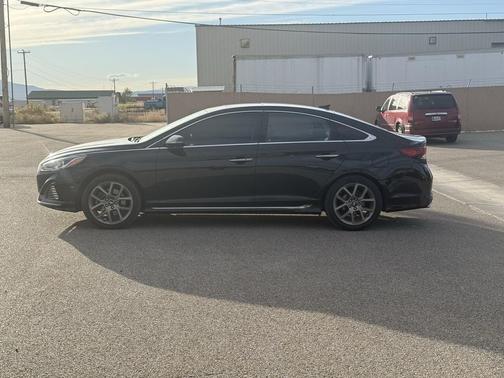 2018 Hyundai SONATA Sport 2.0T