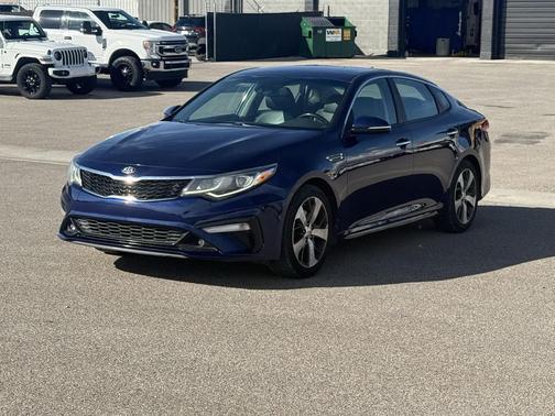 2020 Kia Optima S