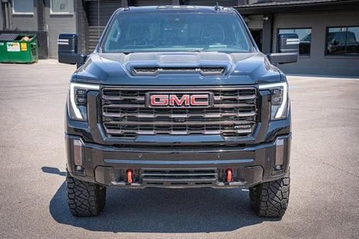 2024 GMC Sierra 2500 AT4
