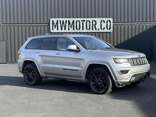 2017 Jeep Grand Cherokee Altitude