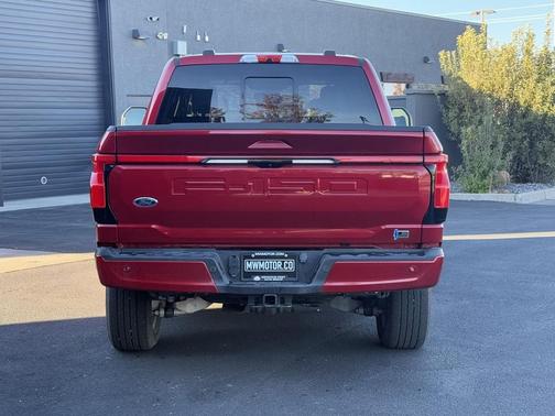 2022 Ford F-150 Lightning LARIAT