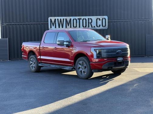 2022 Ford F-150 Lightning LARIAT