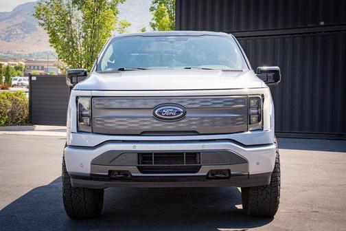 2022 Ford F-150 Lightning LARIAT