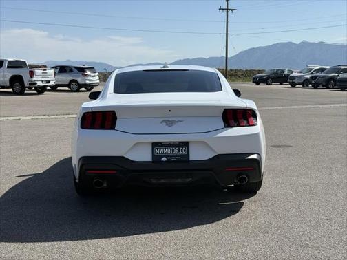 2024 Ford Mustang EcoBoost