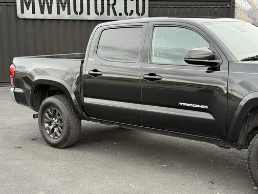 2023 Toyota Tacoma SR5