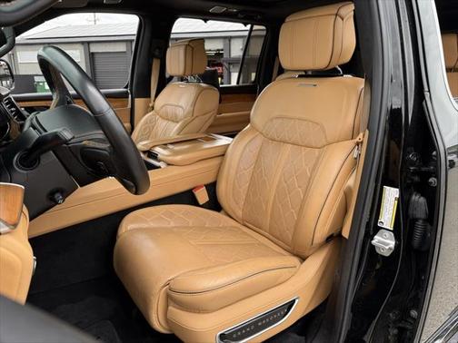 2022 Jeep Grand Wagoneer Series III