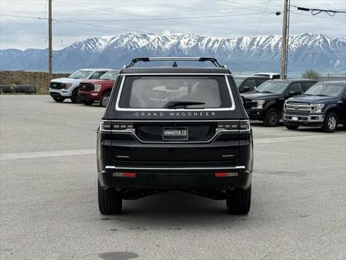 2022 Jeep Grand Wagoneer Series III