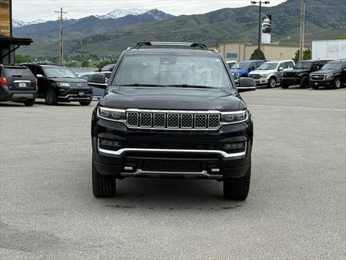 2022 Jeep Grand Wagoneer Series III