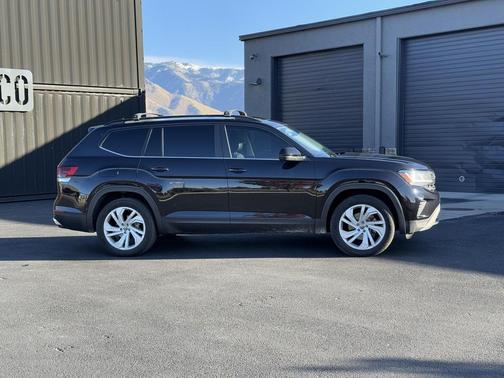 2021 Volkswagen Atlas 3.6L SE w/Technology