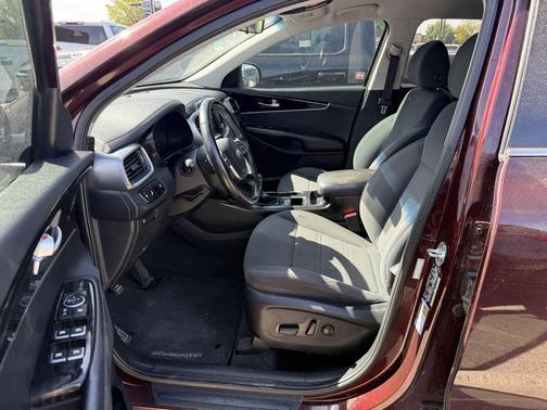 2020 Kia Sorento LX
