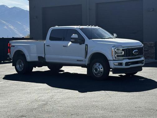 2023 Ford F-450 Limited