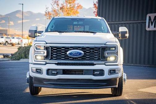 2023 Ford F-450 Limited